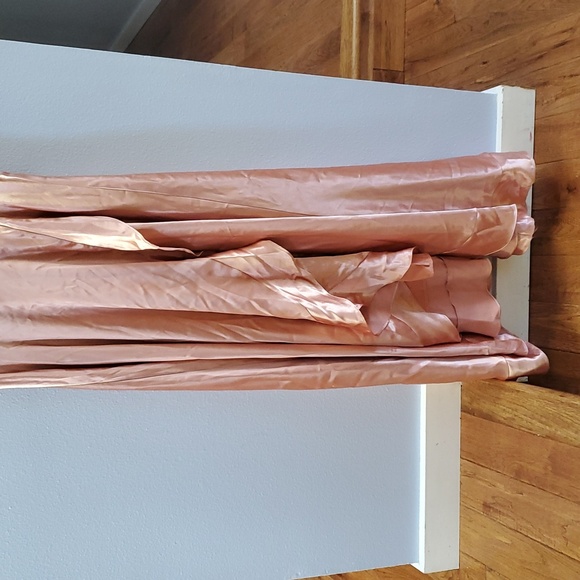 Ivy City Co Callie Peach Faux Wrap Dress - Picture 4 of 9